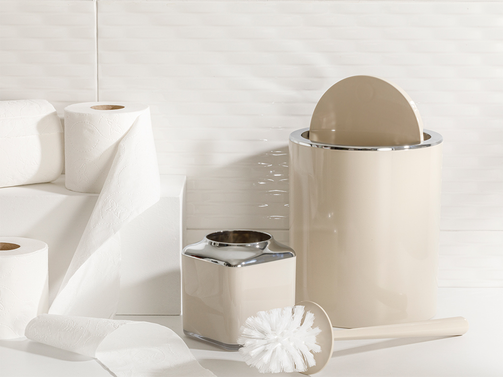 Elegance Bathroom Set Timeless