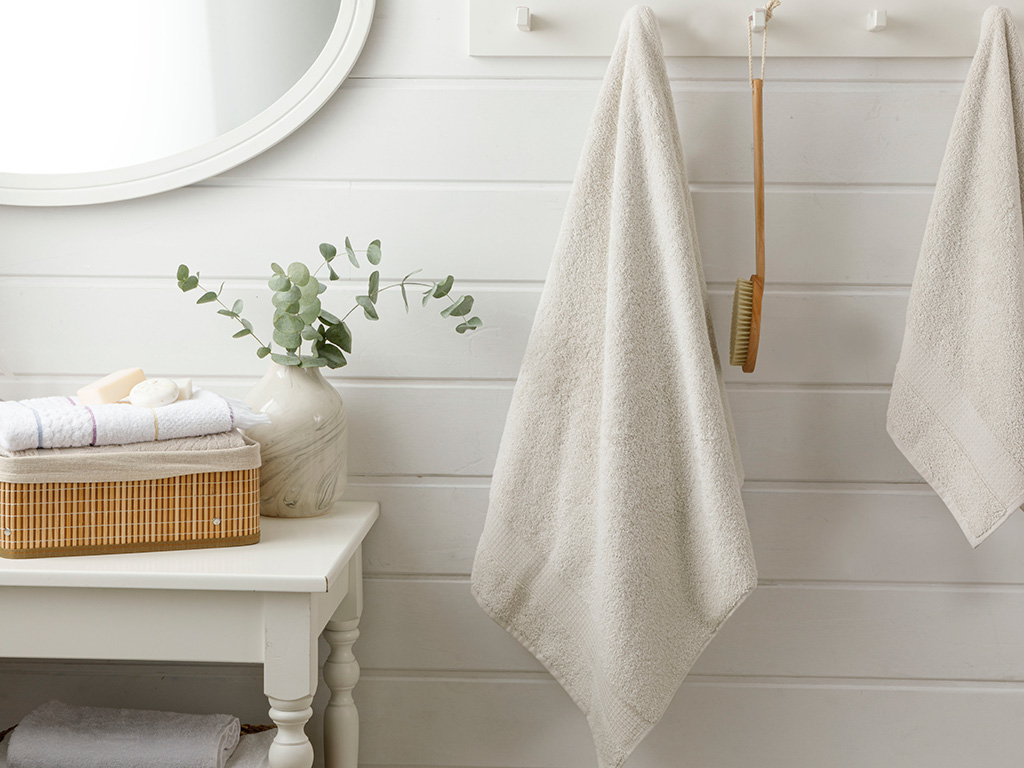 Pure Bath Towel Timeless