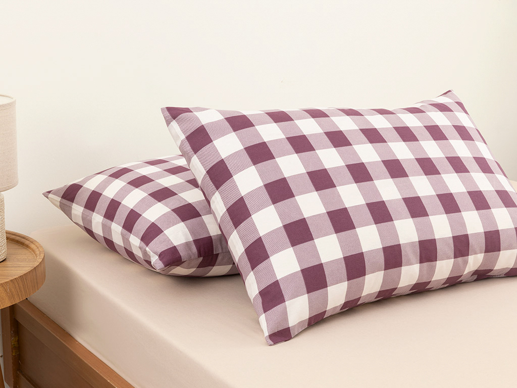 Gingham Pillowcase TIMELESS ROMANCE