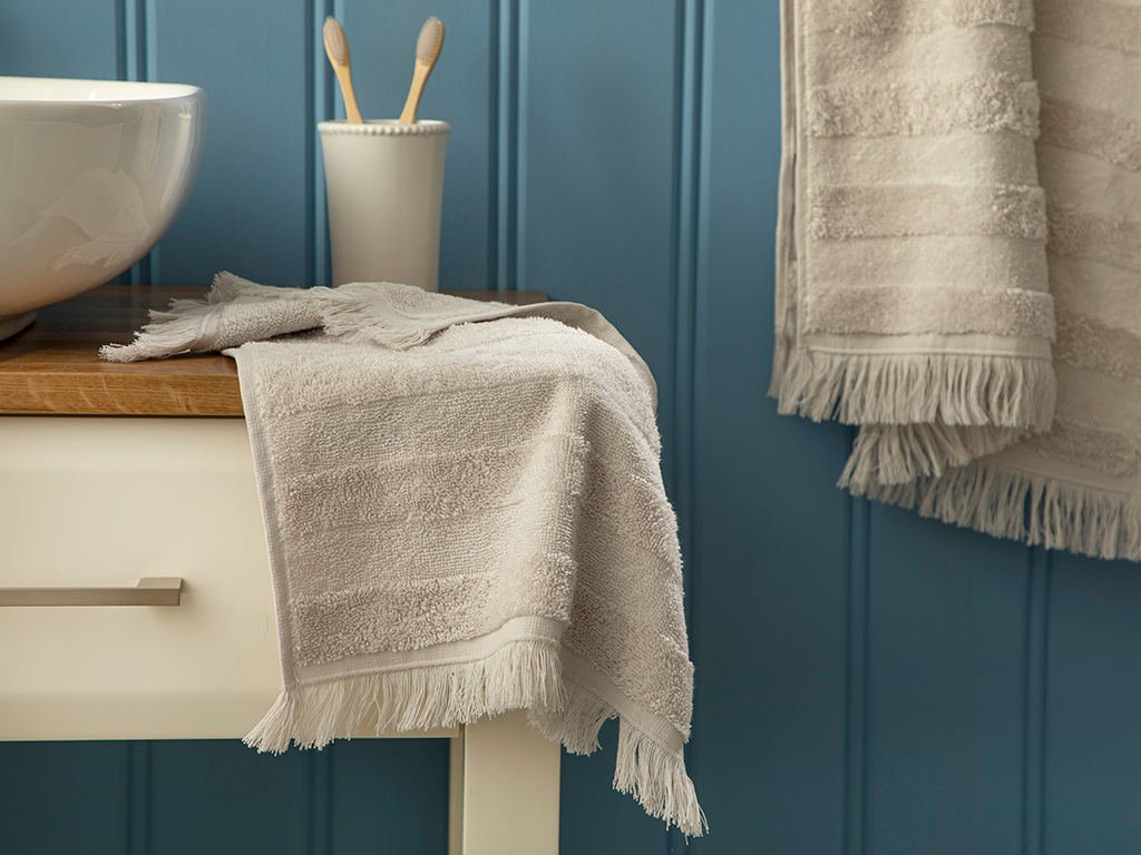 Adorn Hand Towel Timeless