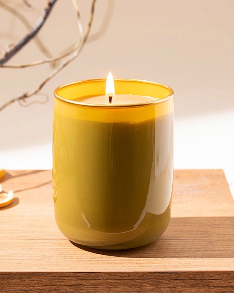 Carmin Scented Candle Timeless