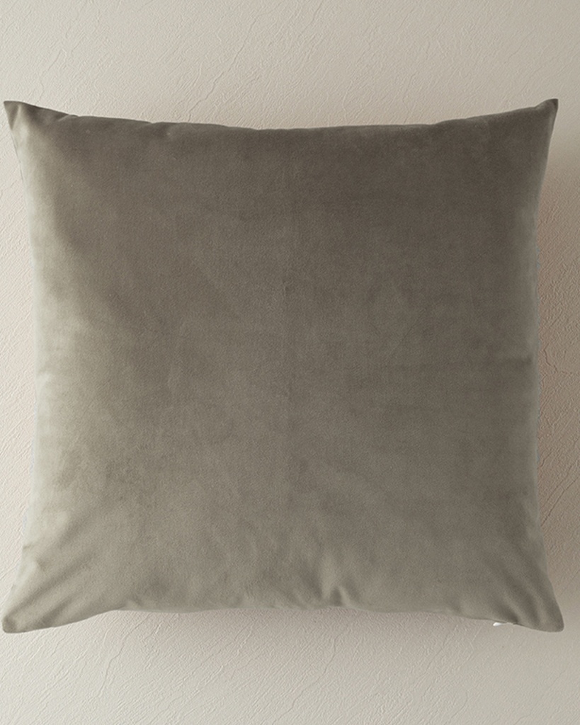 Magia Toss Pillow Cover MODERN MANIFEST