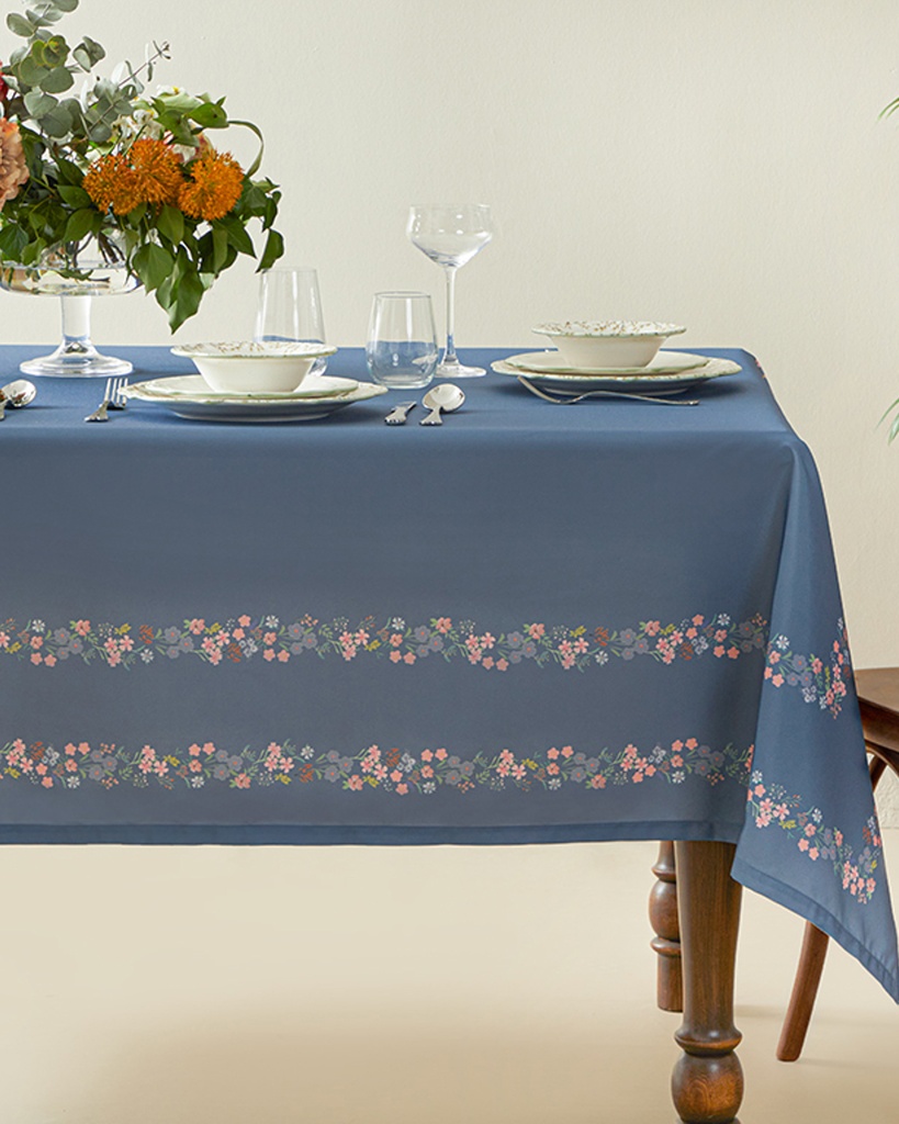 Belleza Table Cloth Romantic Collection