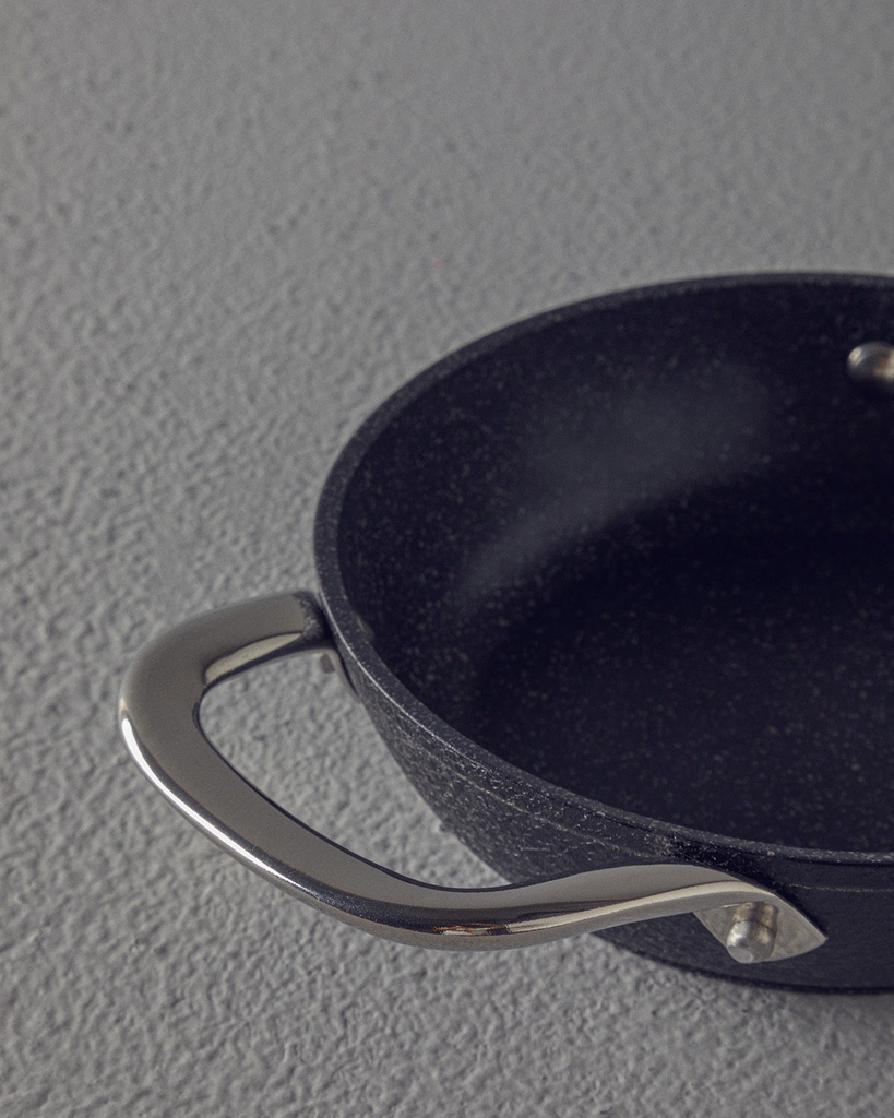 Charm Omelet Pan Timeless