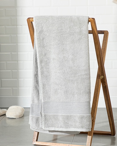 Deluxe Bath Towel Timeless